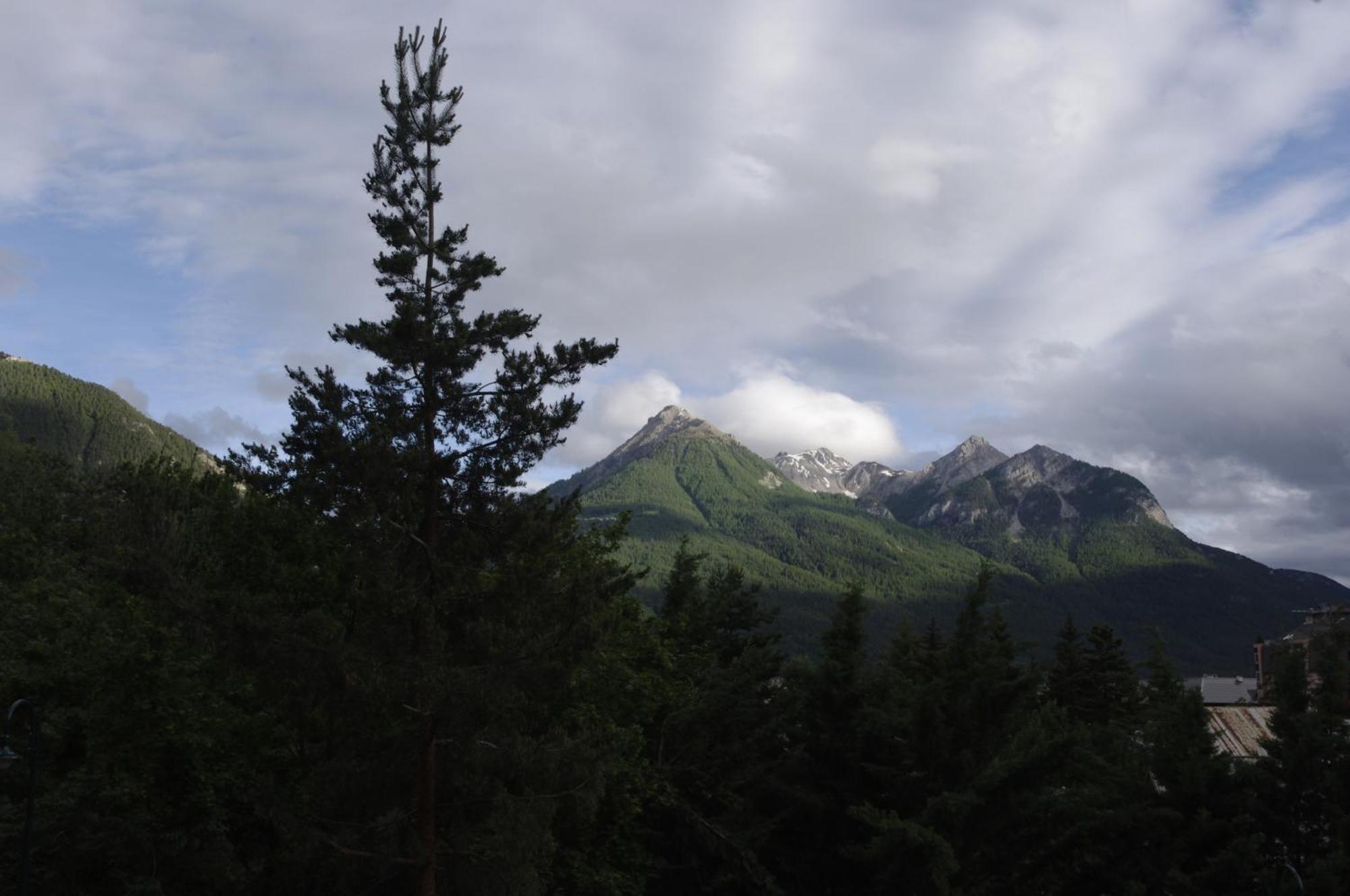 L'Oree Des Pistes A Briancon Buitenkant foto